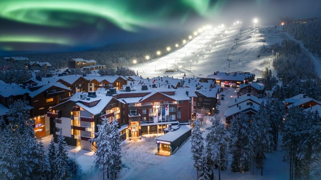ЛАПЛАНДИЯ, Нова Година 2027 в ЛЕВИ - ЗИМНА ПРИКАЗКА / Дати: 30.12.2026 - 03.01.2027 / 5 дни / 4 нощувки с директен чартърен полет от София - РАННИ РЕЗЕРВАЦИИ ДО 31.07.2026 г.!